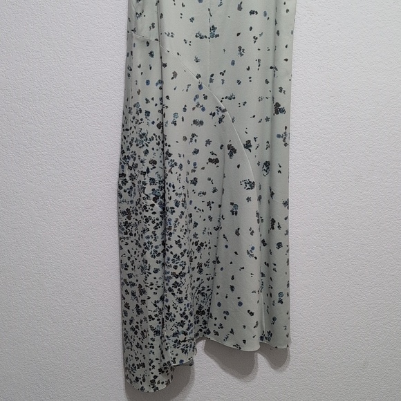 Vince Sage Green Floral Bias Satin Slip Dress Aloe Size Large New - Picture 7 of 10